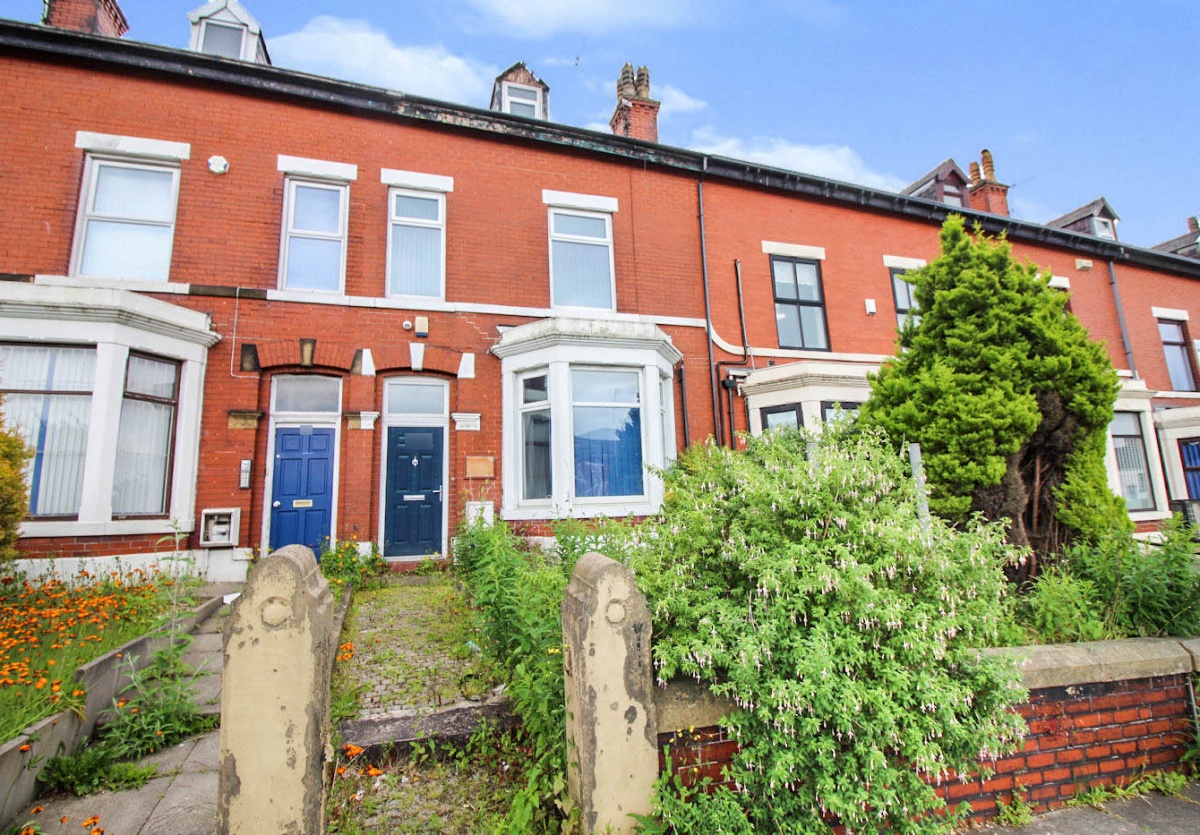 Guide Price £325,000, 35 Knowsley Street, Bury, Lancashire, 433+55173 Pugh Auctions